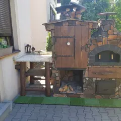 Wielofunkcyjny grill wędzarnia piec do pizzy – idealne rozwiązanie na każdą okazję