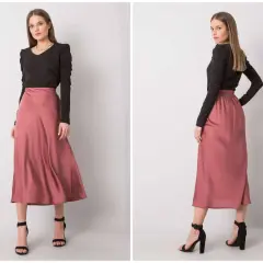 Granatowa spódnica: Jak dobrać idealną bluzkę? Porady stylistki