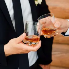Ile whisky na wesele? Oblicz precyzyjnie i oszczędź!