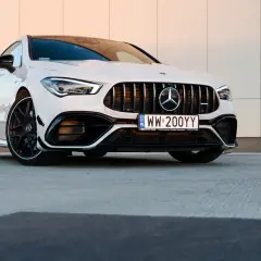 Mercedes-AMG CLA 35 czy 45 S? Czy warto dopłacać 70 tys. zł?