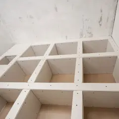 Szafki na karton-gipsie? Montaż krok po kroku bezpiecznie i pewnie!