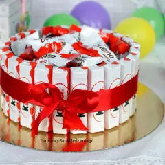 Co z Kinder Czekolady? Szybkie desery, torty i prezenty DIY!