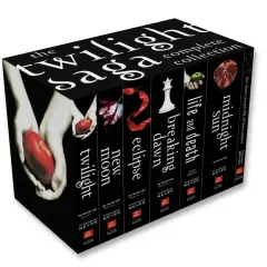 Die komplette "Twilight Saga" Buchreihe, mit Titeln wie "Bis zum Morgengrauen", "New Moon" und "Eclipse", in der richtigen Reihenfolge.