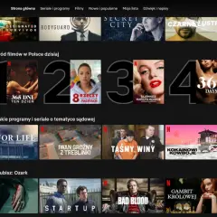 Na liście "Top 10 wśród filmów w Polsce dzisiaj" znajduje się film "365 dni" na pozycji 4.