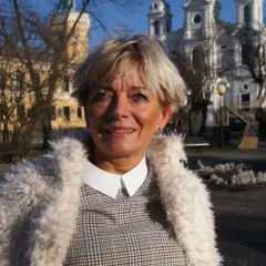 Kim jest Iwona z Sanatorium Miłości? Jej niezwykła historia i życie po programie.