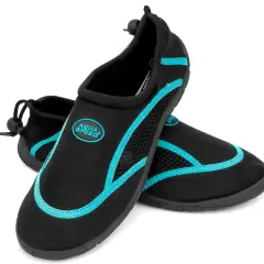 Buty do wody damskie: jaki model wybrać? Poradnik i ranking