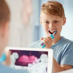 10-latek i szczoteczka soniczna? Ekspert radzi, jak wybrać najlepszą
