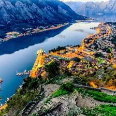 Gdzie nocleg w drodze do Czarnogóry? Tanie i wygodne opcje na trasie