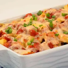 Tortellini z mięsem: od sosów po zapiekanki idealny obiad!