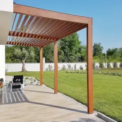 Przedłużony dach nad tarasem – zyskaj komfort i estetykę przez cały rok