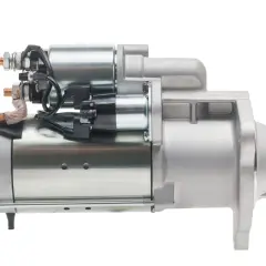 Motorino di avviamento auto, componente essenziale per l'accensione. Se rotto, i sintomi includono rumori strani o mancata accensione.