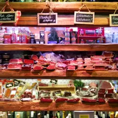 Co warto przywieźć z Austrii? Najlepsze pamiątki i smaki do domu