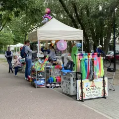 Ile kosztuje warkoczyk nad morzem? Sprawdź ceny i porady