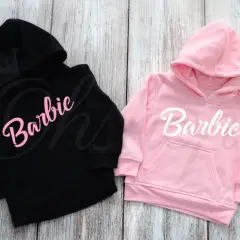 Bluza Barbie dla dziewczynki: Jaki wybrać i gdzie kupić?