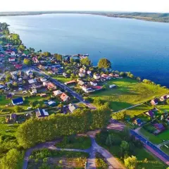 Jezioro Żarnowieckie: Odkryj Kaszubską Perłę i jej tajemnice!