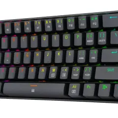 Kompaktowa klawiatura gamingowa z podświetleniem RGB, idealna do tworzenia własnego rankingu najlepszych sprzętów.
