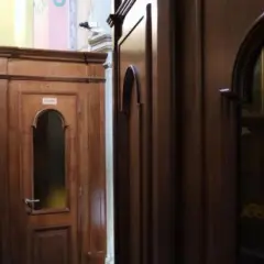 Kiedy Kościół wprowadził spowiedź? Historia i ewolucja sakramentu pokuty