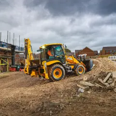 Ile pali koparko ładowarka JCB 3CX? Zaskakujące fakty o spalaniu