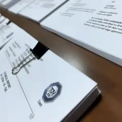 Dokumentacja techniczna z badaniami, potwierdzająca co to homologacja pojazdu.