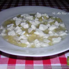 Minestra di Ricotta: Ricetta Cremosa e Segreti per un Piatto Perfetto