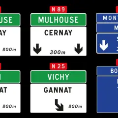 Panneaux autoroute signification : direction Mulhouse, Clermont-Ferrand, Montpellier, Bordeaux.