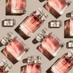 Perfum czy perfumów? Rozwiej wątpliwości raz na zawsze!
