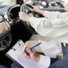 Jak przygotować się do egzaminu praktycznego na prawo jazdy i uniknąć typowych błędów