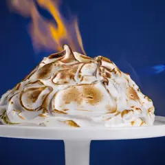 Baked Alaska: Ricetta Facile, Storia e Segreti per un Dessert Perfetto