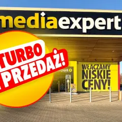 Logo Media Expert z napisem "Turbo wyprzedaż!" i hasłem "Włączamy niskie ceny!".
