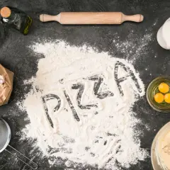 Jaka mąka do pizzy? Typ 00, W, zamienniki - wybierz najlepszą