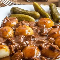 Jakie mięso pasuje do klusek śląskich, aby zachwycić smakiem?