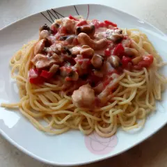 Idealne spaghetti z pieczarkami? Prosty przepis i sekrety sosu!