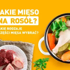 Idealna porcja rosołowa: na talerzu surowe mięso i kości, w garnku gotujący się rosół z kurczaka, marchewką i ziołami.