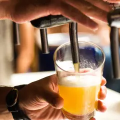 Czy w piwie bezalkoholowym jest alkohol? Sprawdź, co musisz wiedzieć