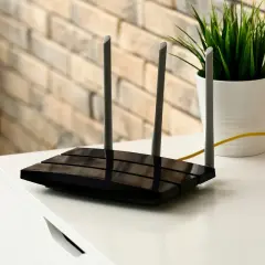 Jak poprawnie pisać Wi-Fi: wifi czy wi fi? Uniknij błędów!