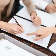 Ile odpisów skargi na czynności komornika? Kluczowe informacje i porady