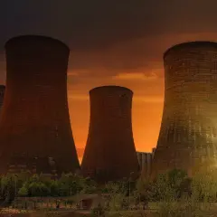 Energia jądrowa w Polsce: Kiedy ruszy atom? Plany i fakty