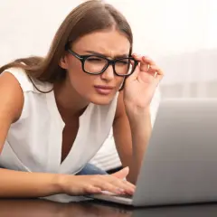 Zobacz dlaczego psuje się wzrok i skutecznie chroń swoje oczy od zaraz