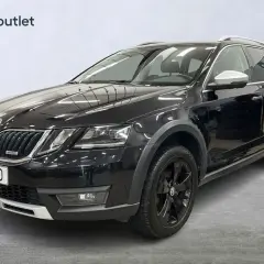 Svart Skoda Octavia Scout, registreringsskylt PSJ 170. En bil som kan ha ett problem, men ser fin ut.