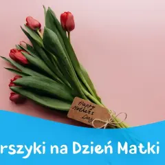 Bukiet czerwonych tulipanów z metką "Happy Mothers Day". Idealny na mądre życzenia dla mamy.