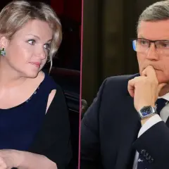 Kobieta z kolczykiem i mężczyzna w okularach, w tle sugerującym romans Marcina Bosackiego.