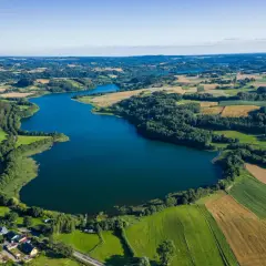 Pomorskie atrakcje: Od Trójmiasta po Kaszuby. Zaplanuj idealną podróż!