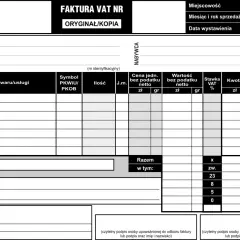 Faktura VAT z polami na dane sprzedawcy, nabywcy, nazwy towarów/usług, cen, stawek VAT i kwot. Czy faktura musi być podpisana? Tak, w dolnej części.