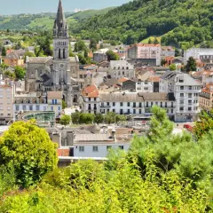 Jak dojechać do Lourdes z lotniska - najlepsze opcje transportu