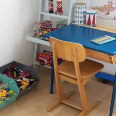 Stare łóżeczko? Zmień je w ławkę, biurko, ogród! 15 pomysłów DIY.
