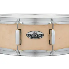 Jasny werbel Pearl Modern Utility. To instrument perkusyjny, który nadaje rytm.