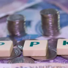 Litery P, P, K na monetach i banknotach. Zastanawiasz się, jak zrezygnować z PPK?