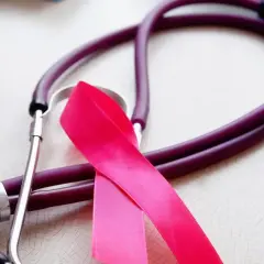 Guzek w piersiach do jakiego lekarza? Kluczowe informacje dla Ciebie