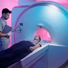 Rezonans z kontrastem: skutki uboczne, bezpieczeństwo i nerki