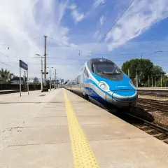 Pendolino Katowice - Kołobrzeg: sprawdź cenę biletu na podróż szybkim pociągiem.